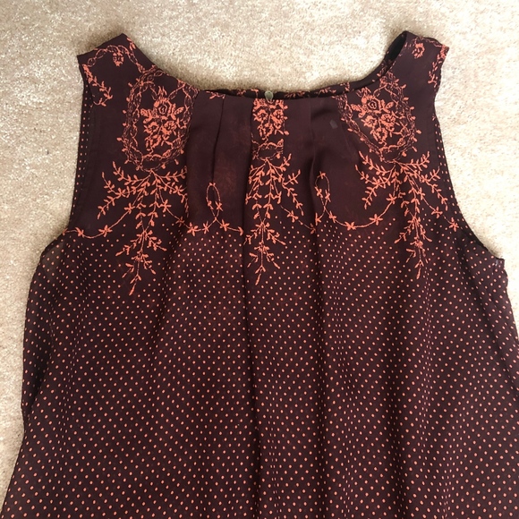 LOFT Sleveless Top - Picture 2 of 5